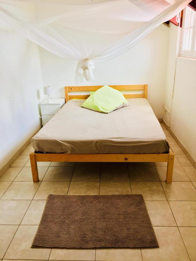 Soleil La Bed and Breakfast Terre-de-Bas Εξωτερικό φωτογραφία