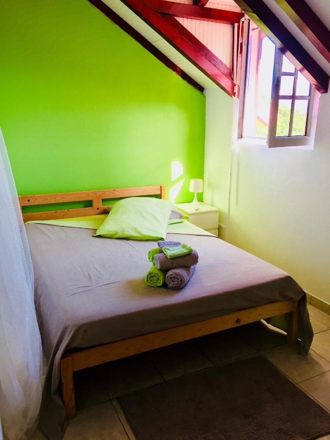 Soleil La Bed and Breakfast Terre-de-Bas Εξωτερικό φωτογραφία